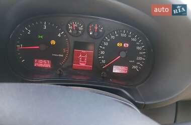 Хетчбек Audi A3 2001 в 