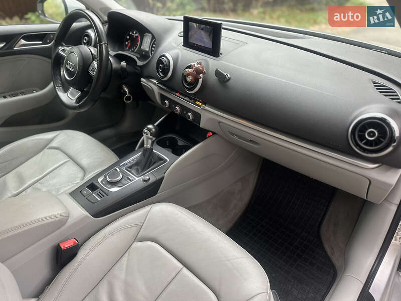 Седан Audi A3 2014 в Києві