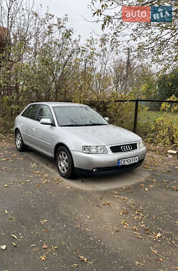 Хетчбек Audi A3 2001 в 