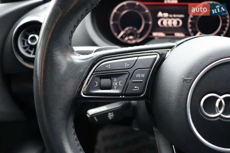 Хетчбек Audi A3 2018 в Львові