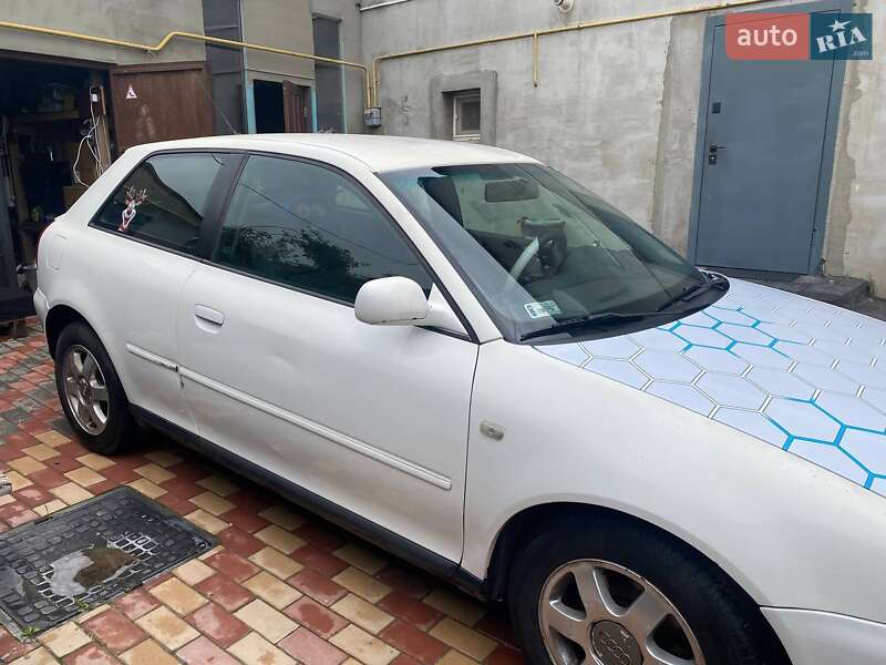 Хетчбек Audi A3 1997 в Одесі