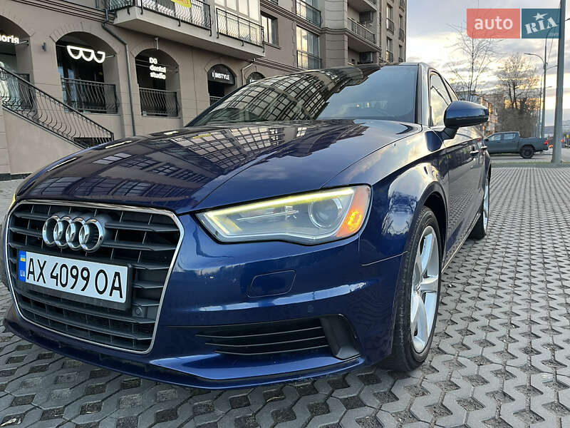 Седан Audi A3 2015 в Харькове