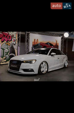 Седан Audi A3 2016 в Днепре