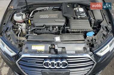 Седан Audi A3 2017 в  фото 11 Седан Audi A3 2017 в