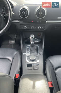 Седан Audi A3 2016 в 