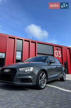 Седан Audi A3 2020 в Львові