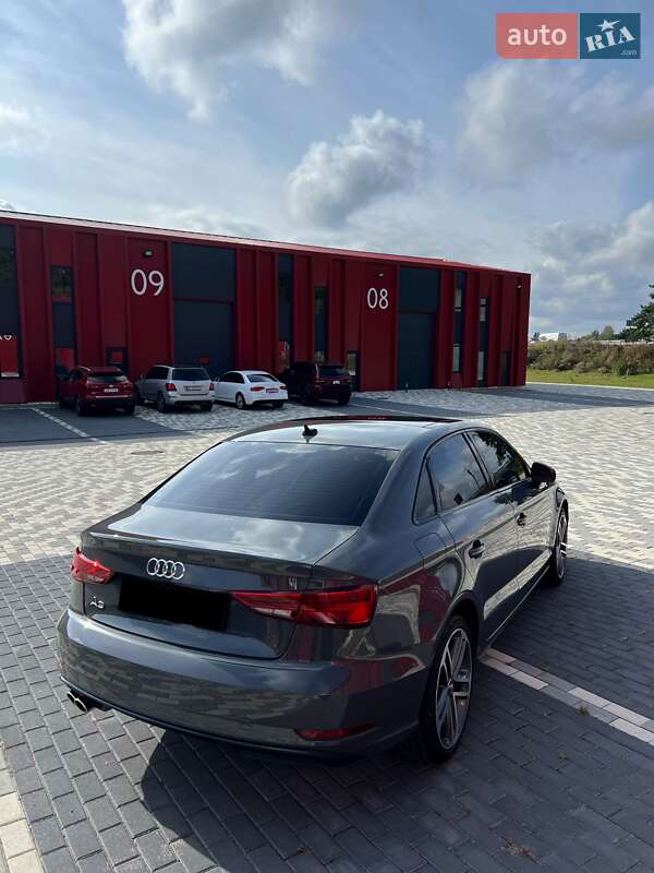 Седан Audi A3 2020 в Львові