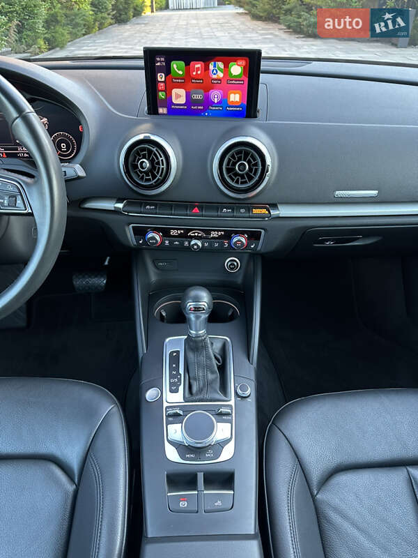 Кабріолет Audi A3 2018 в Києві