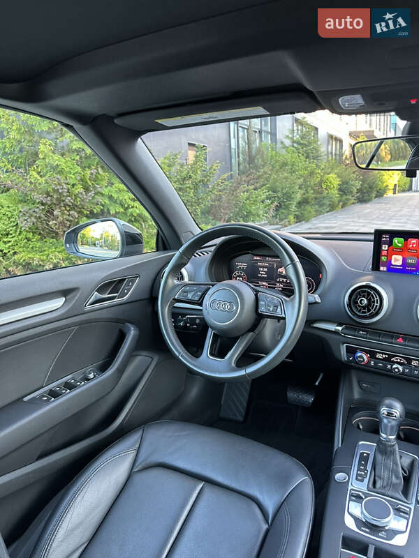 Кабріолет Audi A3 2018 в Києві