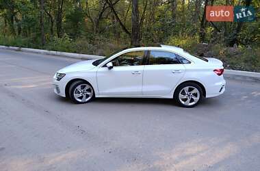 Седан Audi A3 2022 в 
