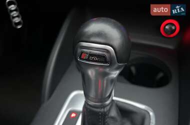 Седан Audi A3 2016 в 