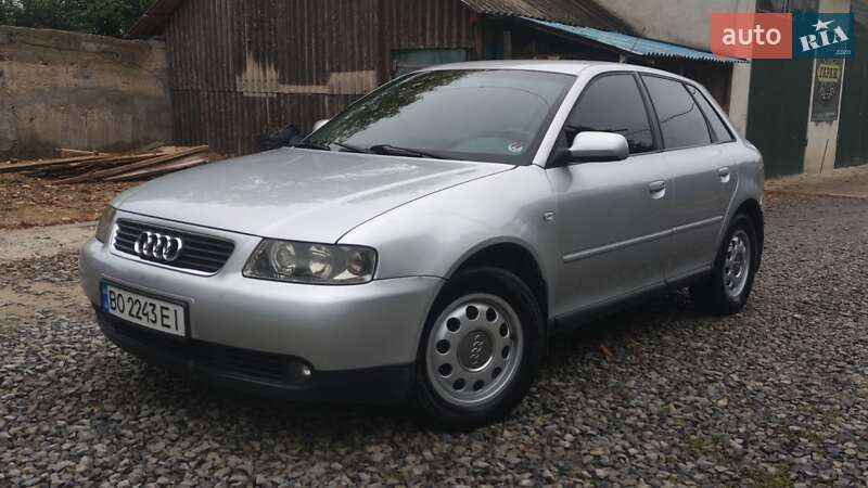 Хэтчбек Audi A3 2002 в Чорткове