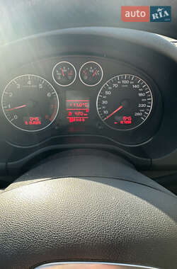 Хэтчбек Audi A3 2007 в 