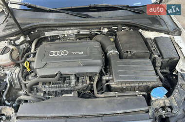 Седан Audi A3 2016 в 