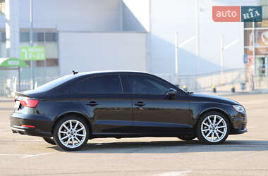 Седан Audi A3 2014 в 