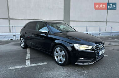 Хэтчбек Audi A3 2016 в Киеве