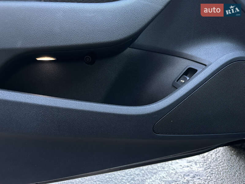 Хэтчбек Audi A3 2016 в Киеве