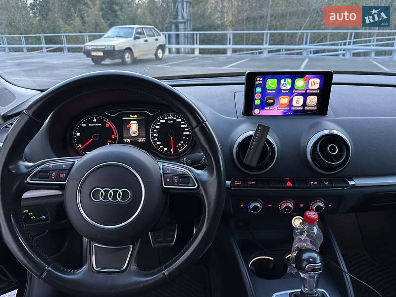 Хэтчбек Audi A3 2016 в Киеве