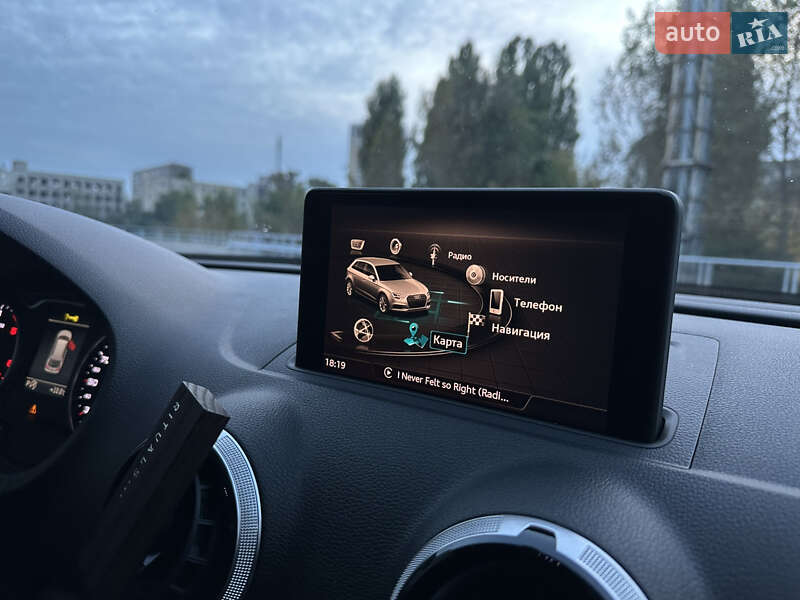 Хэтчбек Audi A3 2016 в Киеве