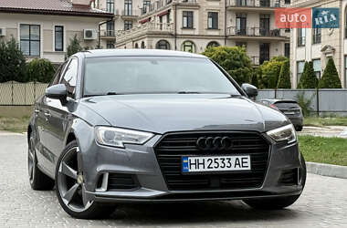 Седан Audi A3 2016 в 