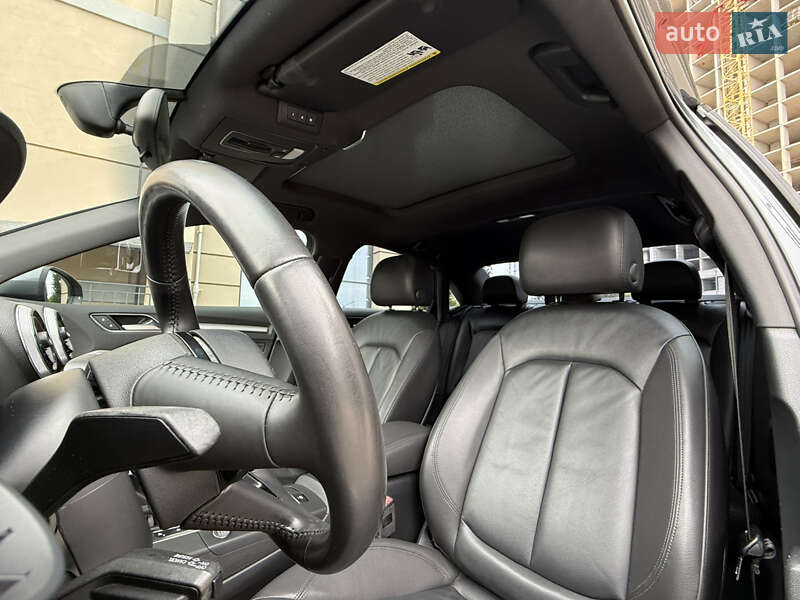 Седан Audi A3 2016 в Одессе