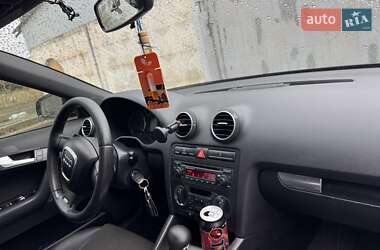 Хэтчбек Audi A3 2005 в 