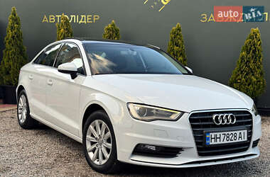 Седан Audi A3 2015 в Одессе