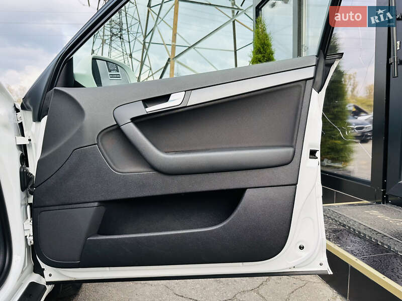Хэтчбек Audi A3 2013 в Харькове
