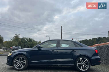 Седан Audi A3 2018 в 