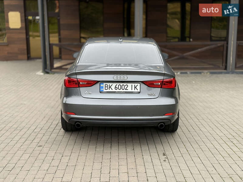 Седан Audi A3 2015 в Ровно