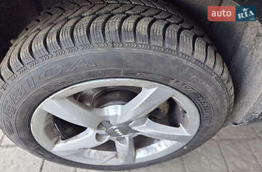 Хэтчбек Audi A3 2005 в 