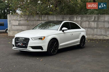 Седан Audi A3 2016 в Киеве