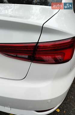 Седан Audi A3 2018 в 