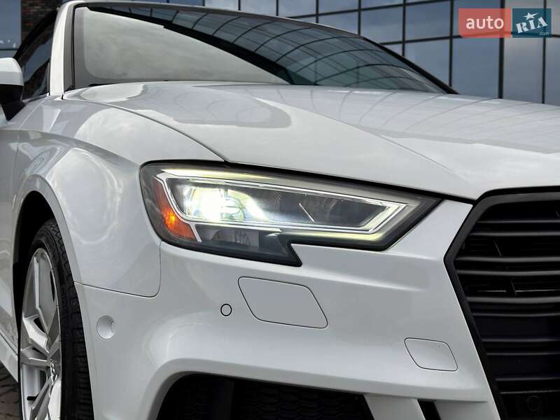 Кабріолет Audi A3 2018 в Чернівцях