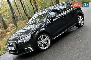 Хетчбек Audi A3 2017 в 