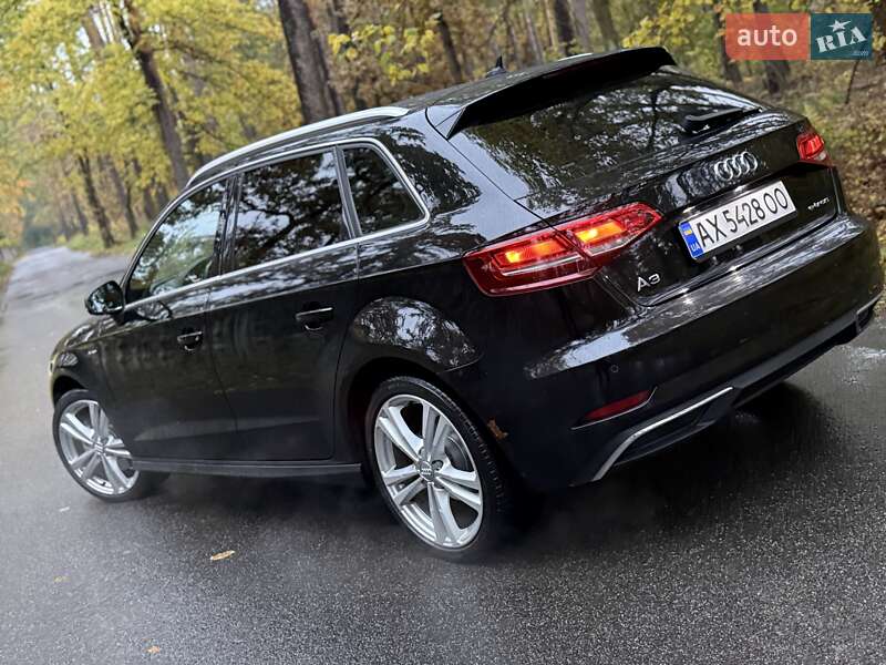 Хетчбек Audi A3 2017 в Києві