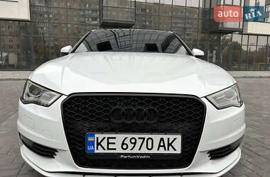 Седан Audi A3 2016 в 