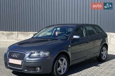 Хэтчбек Audi A3 2007 в 