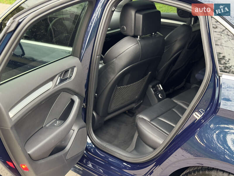 Седан Audi A3 2016 в Вінниці