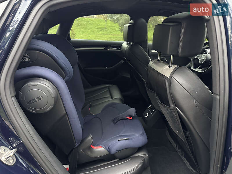 Седан Audi A3 2016 в Вінниці