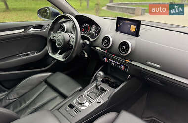 Седан Audi A3 2016 в 