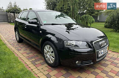 Хетчбек Audi A3 2006 в 