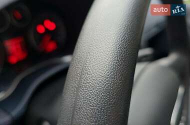 Хетчбек Audi A3 2005 в  фото 45 Хетчбек Audi A3 2005 в