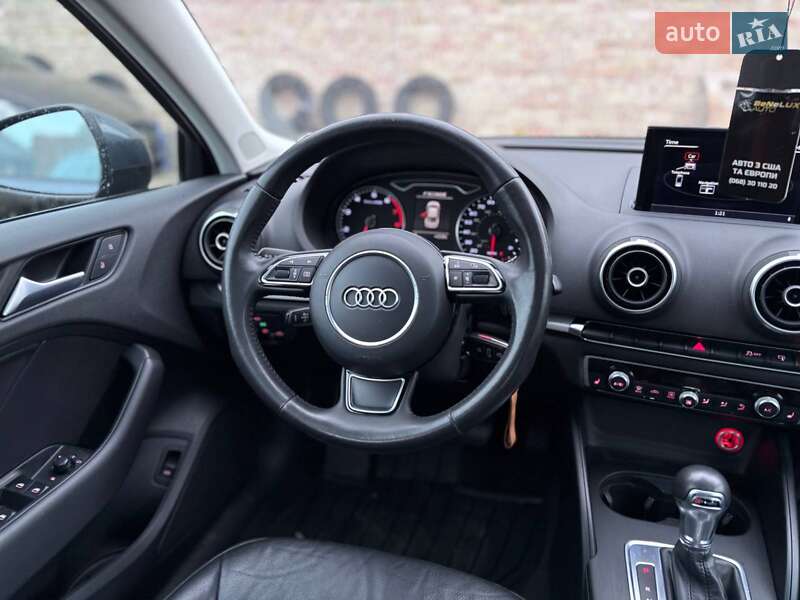 Седан Audi A3 2015 в Коломиї