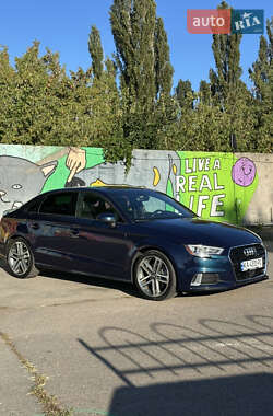Седан Audi A3 2017 в Киеве