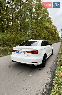 Седан Audi A3 2016 в 