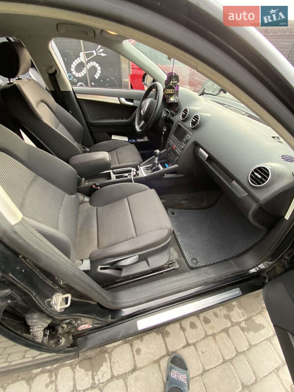 Хетчбек Audi A3 2006 в Любарі