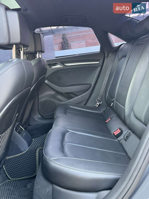 Седан Audi A3 2019 в Києві
