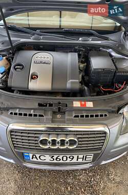 Хэтчбек Audi A3 2004 в 