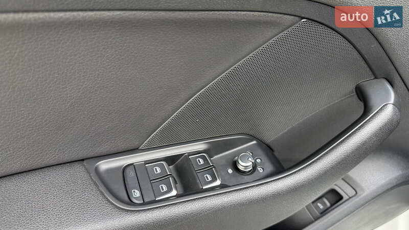 Седан Audi A3 2016 в Киеве